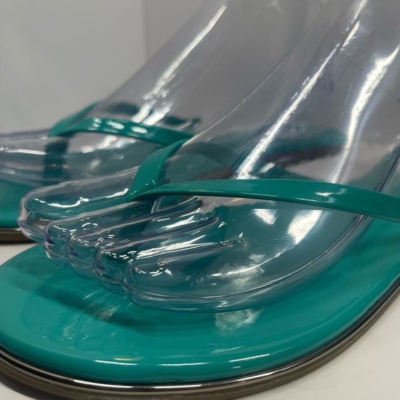 BEBE Women ILISTRA Thong Sandal FLIP FLOPS pool beach shoes Flats 9 Teal Gold - Picture 4 of 11